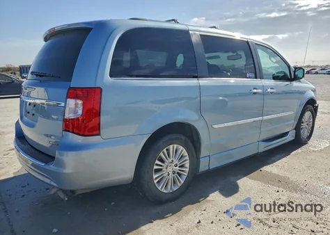 2013 Chrysler Town & Country Limited z USA, uszkodzony, nr VIN 2C4RC1GG8DR662220